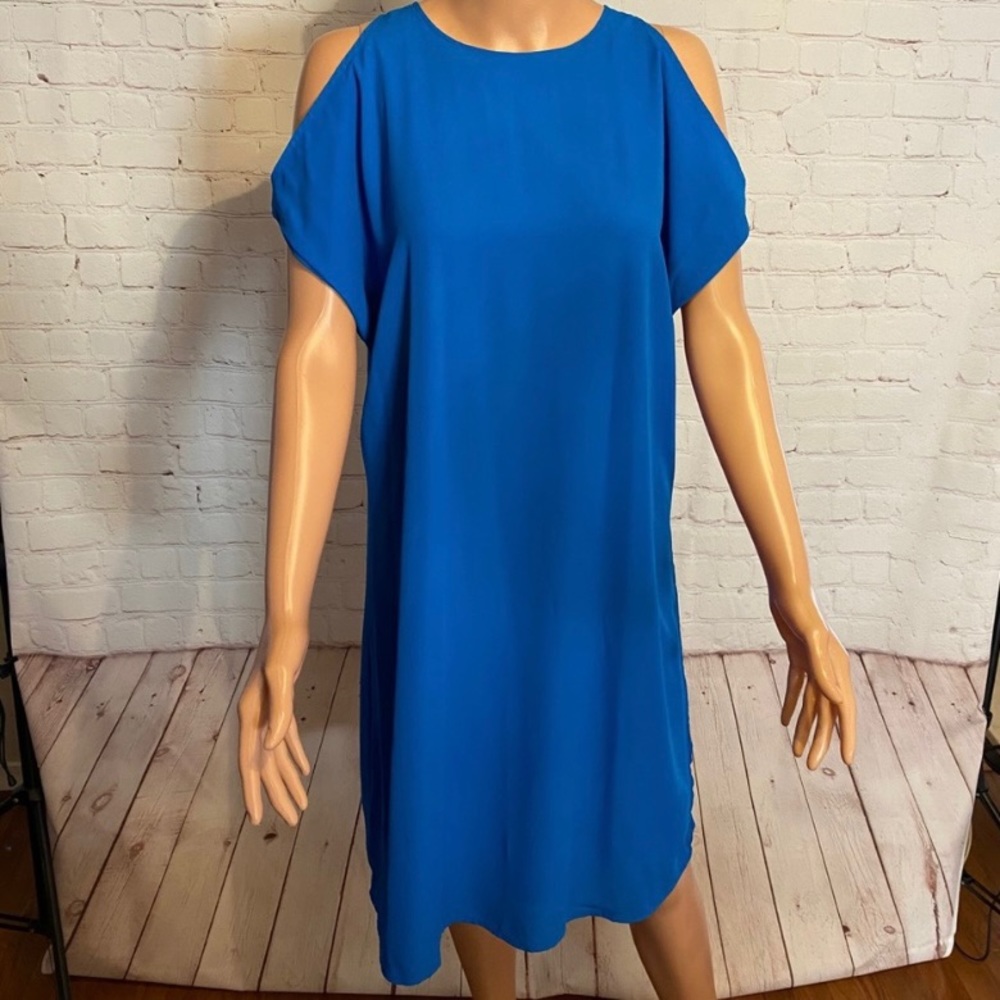 Cerulean blue Mossimo shoulder cutout shift dress